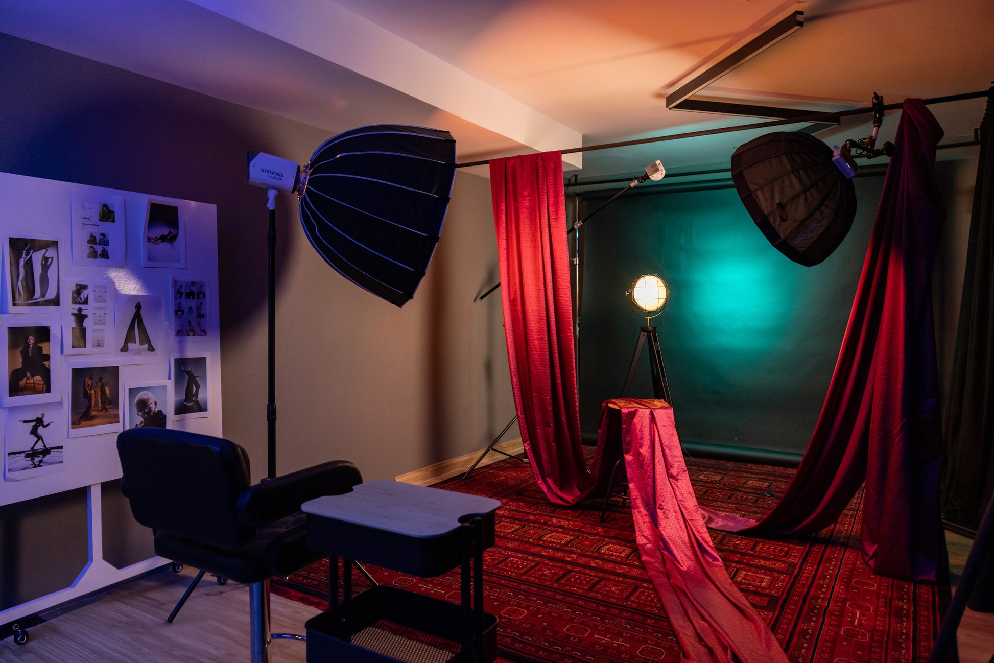 Studio B: Smart Multi-Color Backdrop Studio