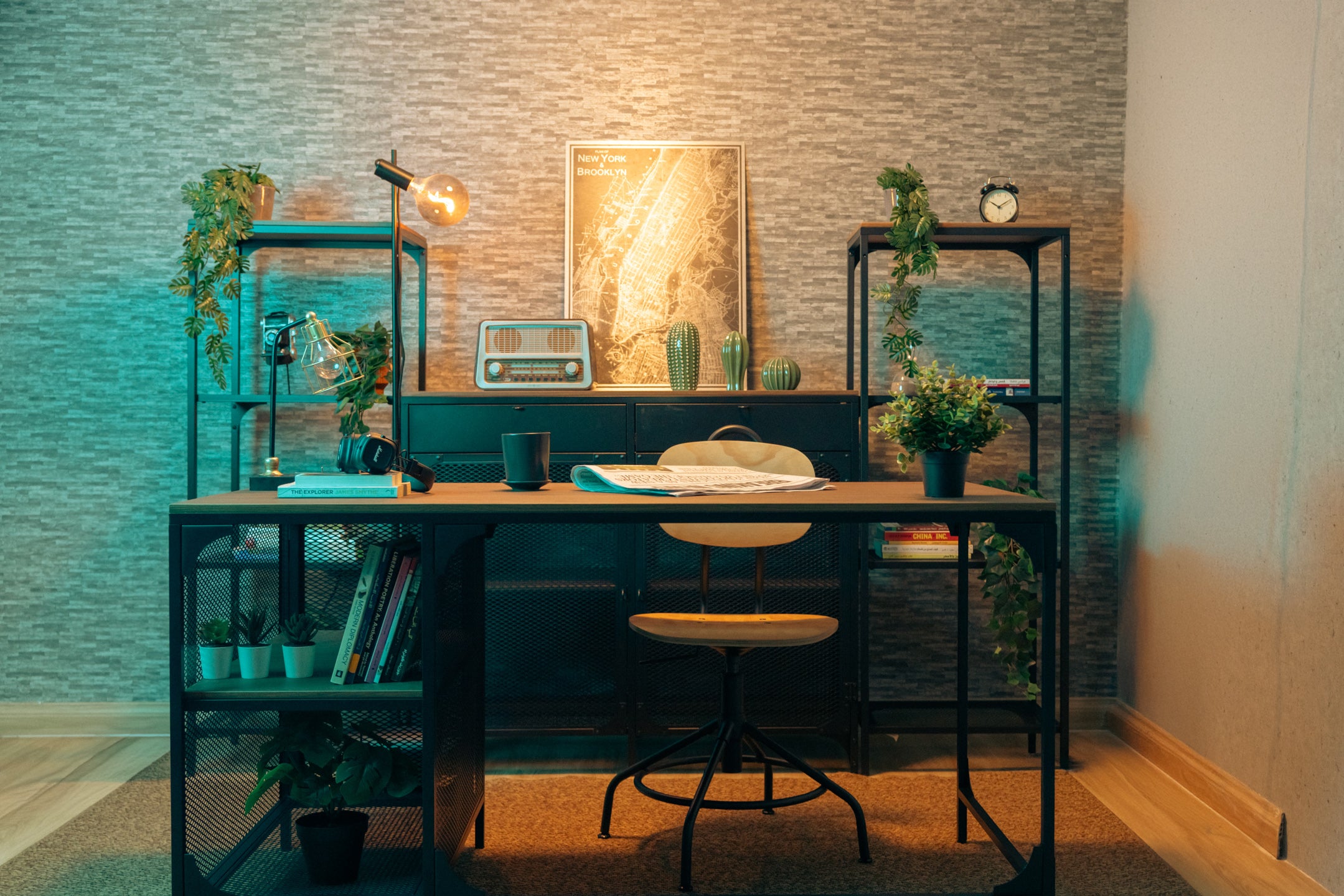 Studio D: The Cozy Room