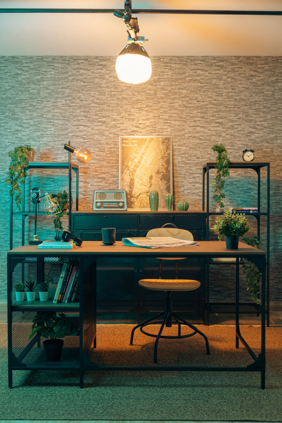 Studio D: The Cozy Room