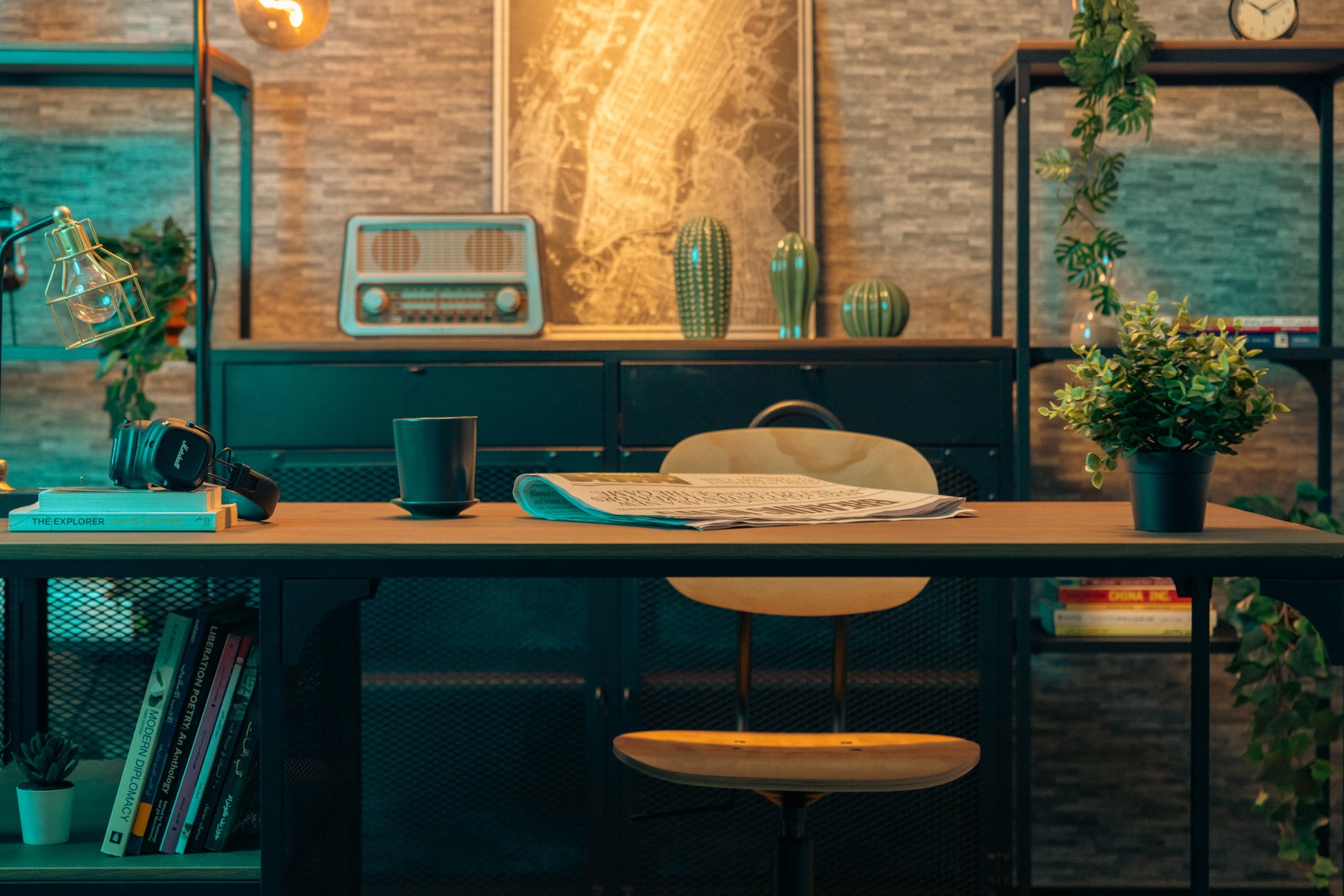 Studio D: The Cozy Room