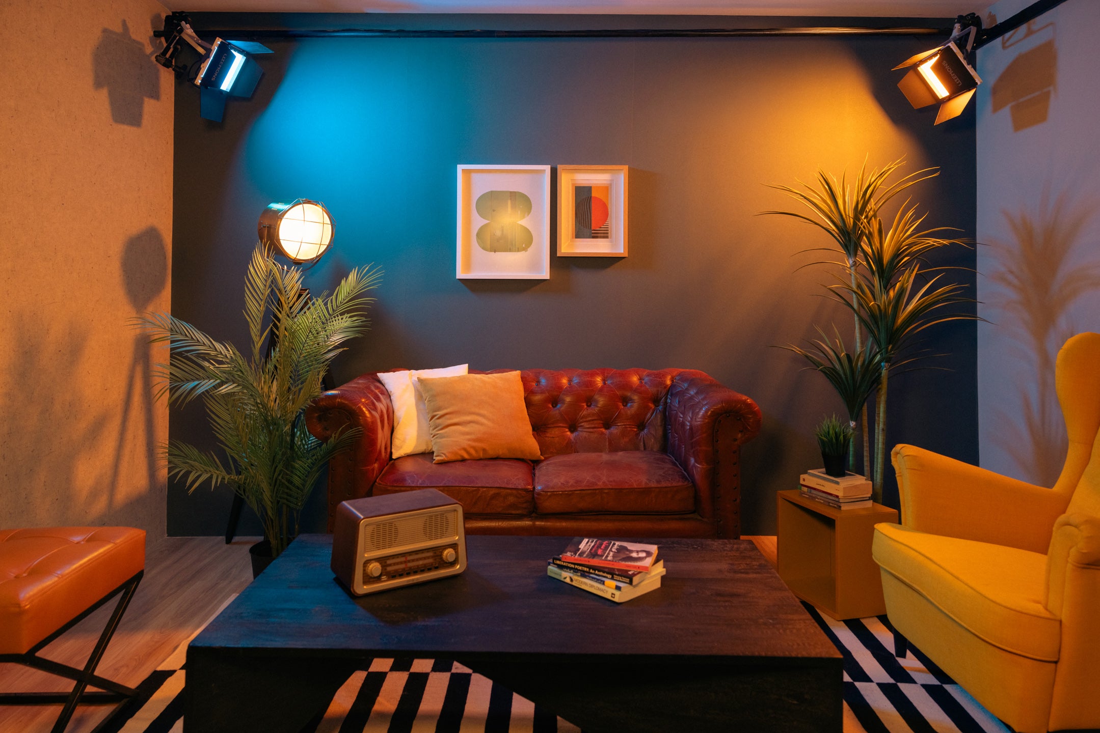 Studio D: The Cozy Room