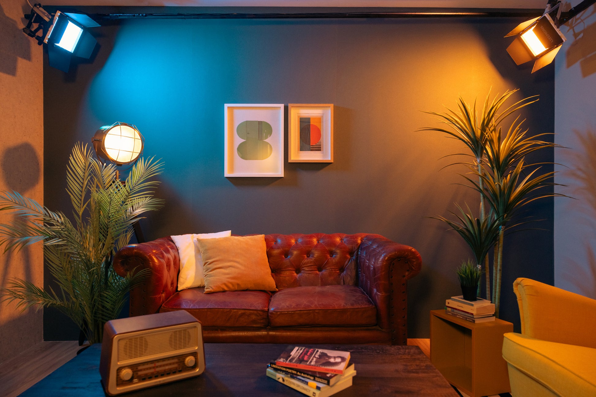 Studio D: The Cozy Room